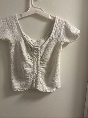 BP. by Urban Outfitters White Textured Ruched Front Top Size M